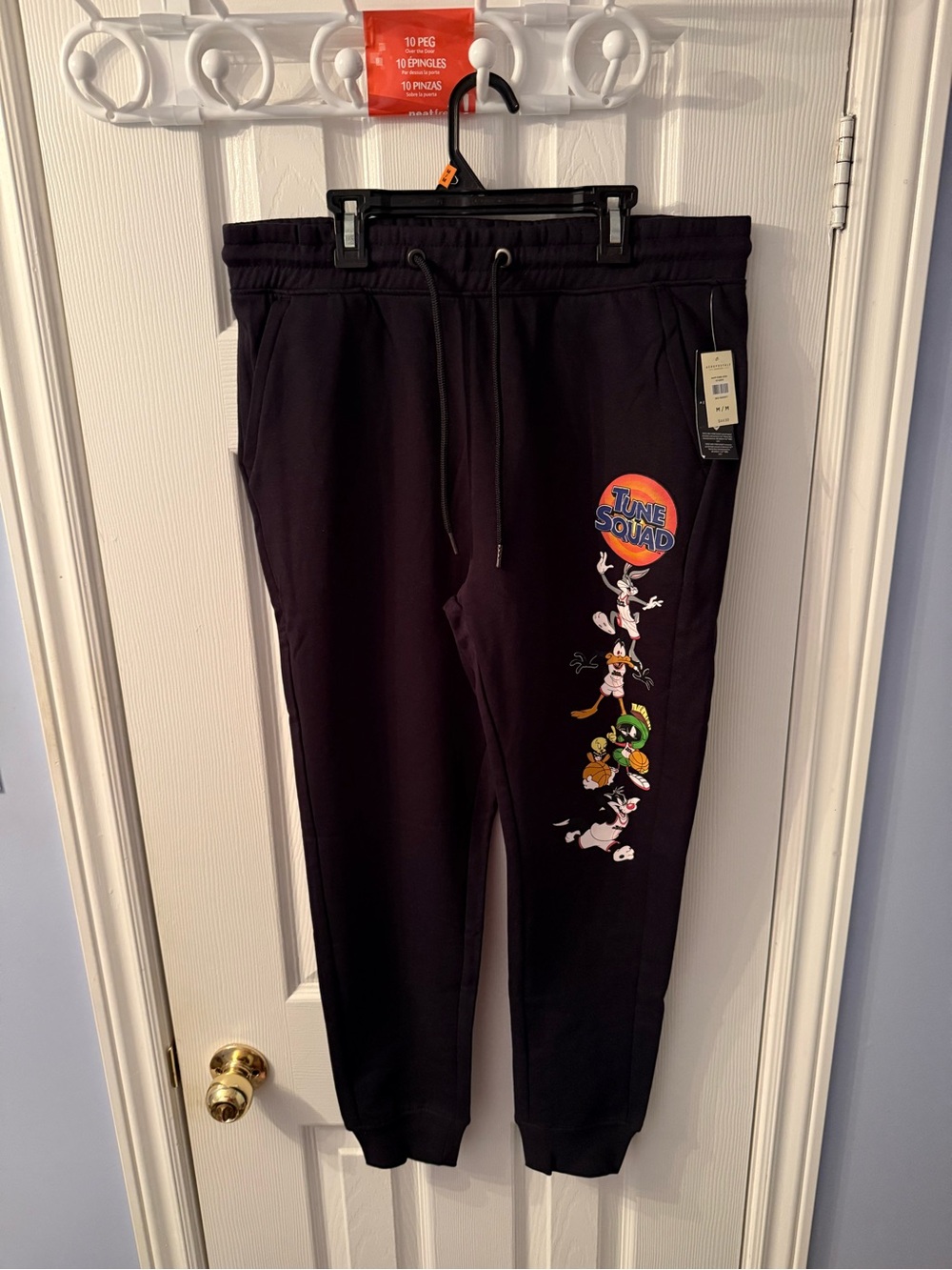 Space Jam x Aeropostale Men’s Black Tune Squad Graphic Joggers